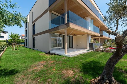 Piso / Apartamento en Novigrad, Novigrad Općina