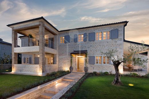 Villa à Kanfanar, Istria