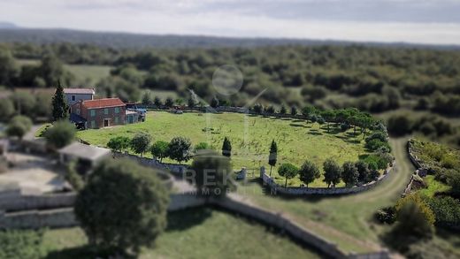 منزل ﻓﻲ Kanfanar, Istria