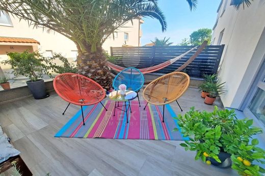 Appartamento a Njivice, Omišalj