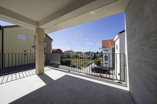 Apartment / Etagenwohnung in Rogoznica, Rogoznica Općina