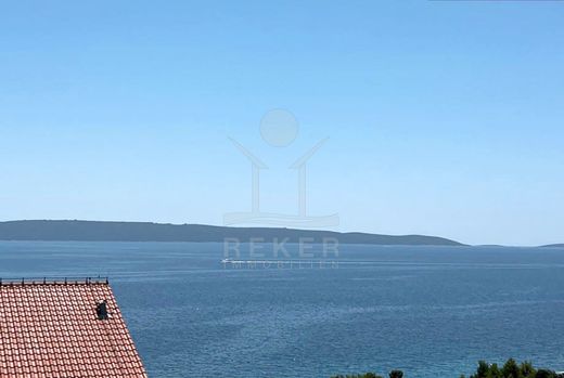 Trogir, Grad Trogirのアパートメント