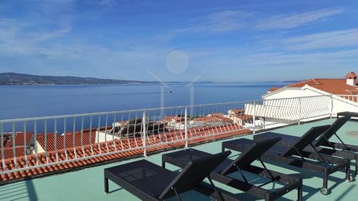 Lüks ev Omiš, Grad Omiš