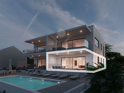 아파트 / Pag, Zadar