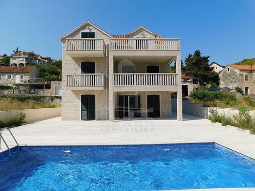 Villa en Brac, Split-Dalmatia