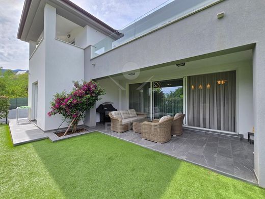 别墅  Ičići, Grad Opatija