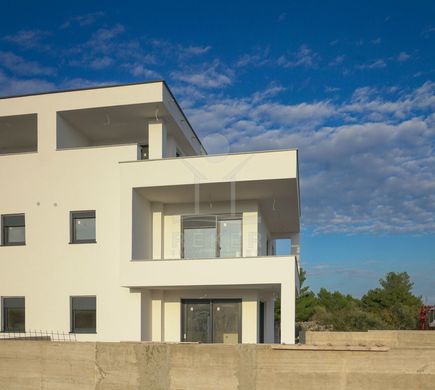 Luxe woning in Srima, Vodice