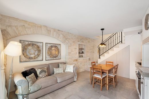 Luxury home in Novigrad, Novigrad-Cittanova