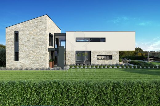 Villa a Parenzo, Grad Poreč