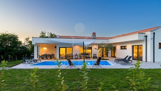 Villa en Rovinj, Grad Rovinj
