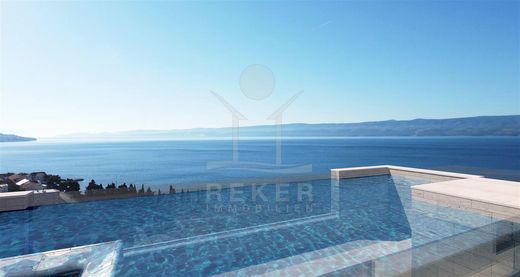 Penthouse Omiš, Grad Omiš