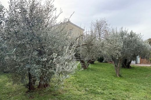 Grond in Krk, Grad Krk