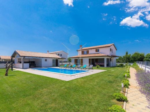 Villa en Šišan, Ližnjan-Lisignano