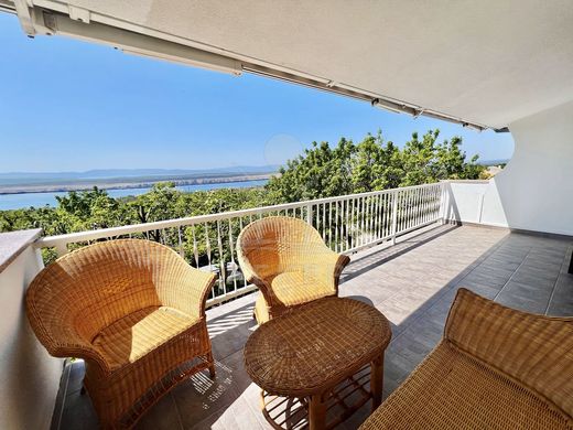 Luxe woning in Jadranovo, Grad Crikvenica