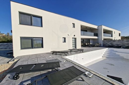 호화 저택 / Krk, Grad Krk