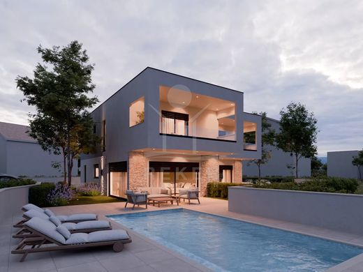 Luxe woning in Šibenik, Grad Šibenik