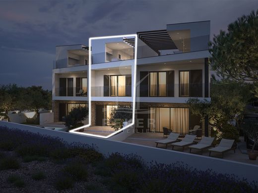 Casa di lusso a Tribunj, Sibenik-Knin