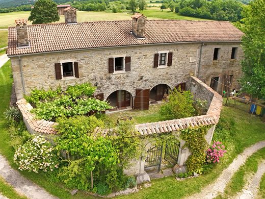 Πολυτελή κατοικία σε Lupoglav, Istria