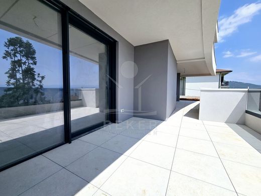 Apartment in Lovran, Primorsko-Goranska