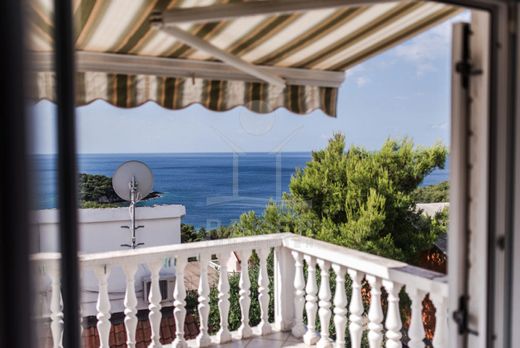 Vis, Town of Visの高級住宅