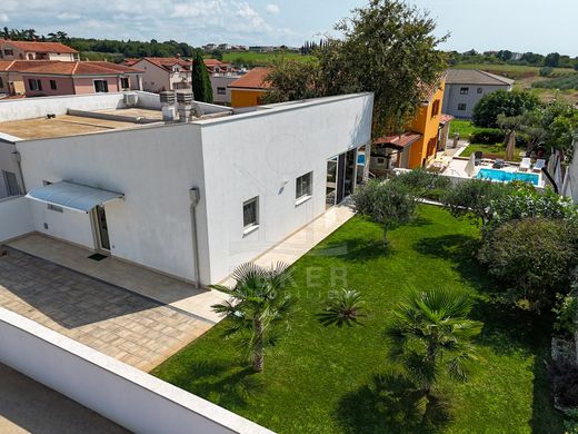 Luxe woning in Novigrad na Dobri, Karlovac