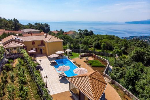 Villa in Veprinac, Grad Opatija