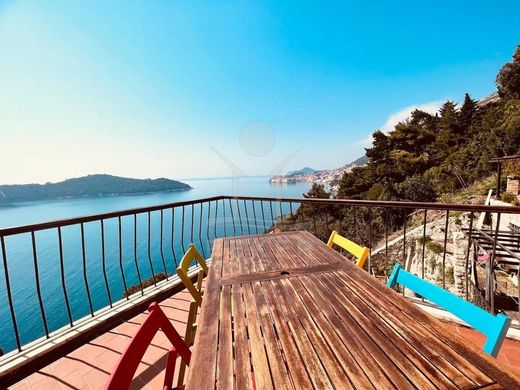 ドゥブロヴニク, Grad Dubrovnikの高級住宅
