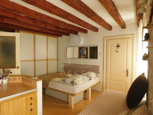 Split, Grad Splitのアパートメント