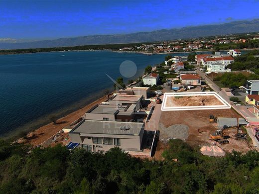 Land in Zaton, Grad Šibenik