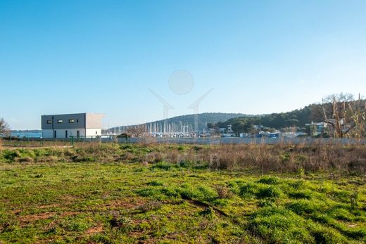 Teren w Pomer, Medulin