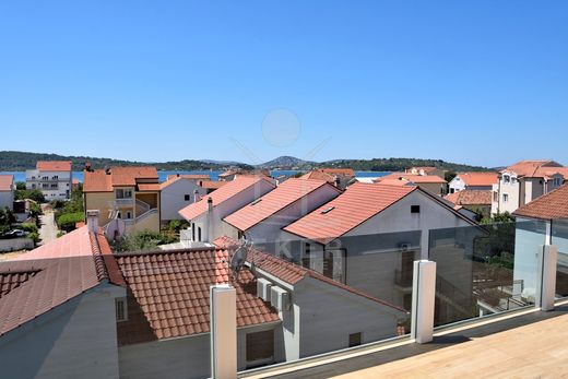 Penthouse Srima, Vodice