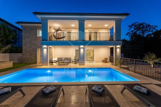 빌라 / Krk, Grad Krk