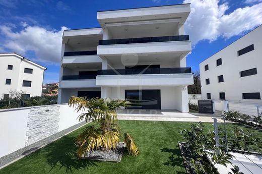 Piso / Apartamento en Malinska, Malinska-Dubašnica