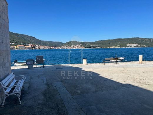 Luxury home in Vis, Town of Vis