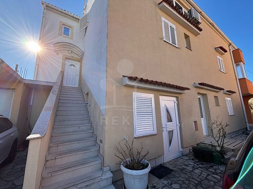 Casa de lujo en Novalja, Lika-Senj