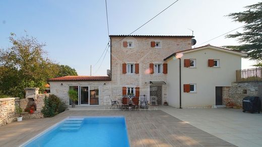 Villa à Kanfanar, Istria