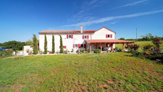 ‏בתי יוקרה ב  Žminj, Istria