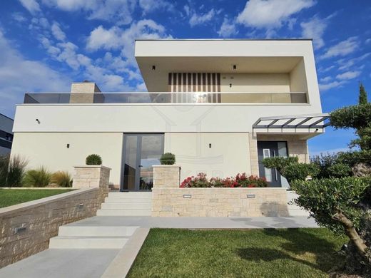 Villa a Parenzo, Grad Poreč