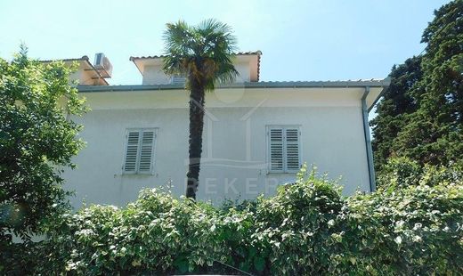 Casa di lusso a Spalato, Grad Split