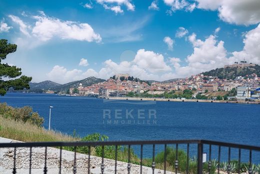 Luxury home in Šibenik, Grad Šibenik