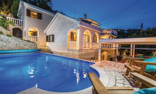 Villa a Matulji, Primorsko-Goranska