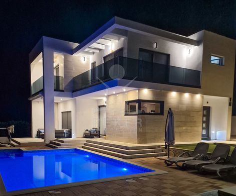 别墅  Vodice, Sibenik-Knin