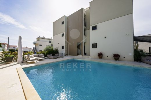 Villa a Vodice, Sibenik-Knin