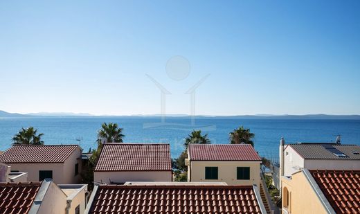 Penthouse in Petrcane, Zadar