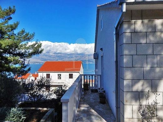 Brac, Split-Dalmatiaの高級住宅