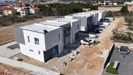Casa de lujo en Vodice, Sibenik-Knin