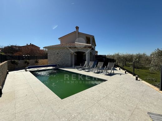 호화 저택 / Novigrad, Novigrad-Cittanova