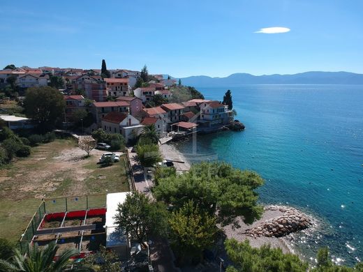 Land in Makarska, Split-Dalmatia