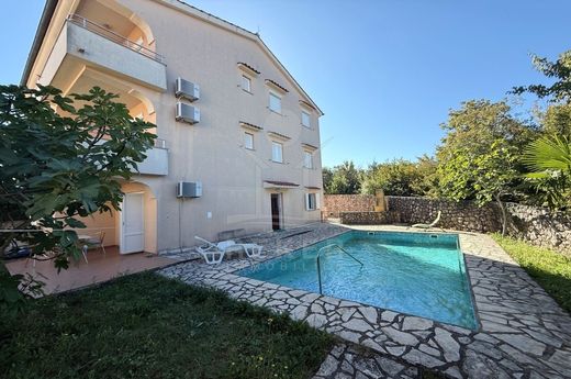 Piso / Apartamento en Malinska, Malinska-Dubašnica