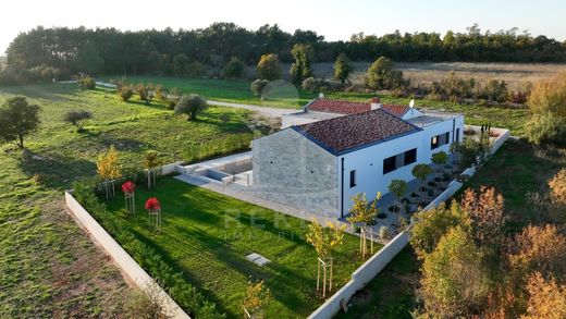 빌라 / Rovinj, Grad Rovinj